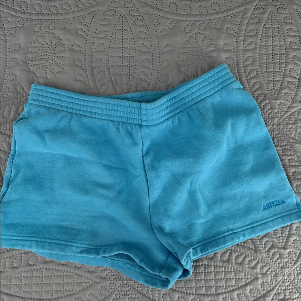 Aritzia sweat fleece perfect fit Women's Athletic Shorts in Blue